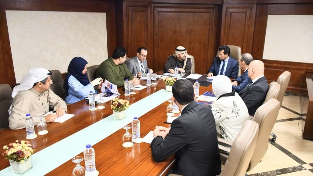 وزير الرياضة المصري يلتقي المدير التنفيذي لمؤسسة محمد بن راشد آل مكتوم للمعرفة