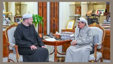 حميد بن راشد يستقبل القارىء إبراهيم بكير ضيف برنامج "المسجد العامر"