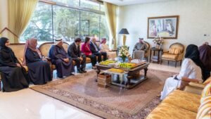 سعود بن صقر يستقبل أعضاء "استشاري جامعة رأس الخيمة للطب والعلوم الصحية" 2 سعود بن صقر يستقبل أعضاء "استشاري جامعة رأس الخيمة للطب والعلوم الصحية"