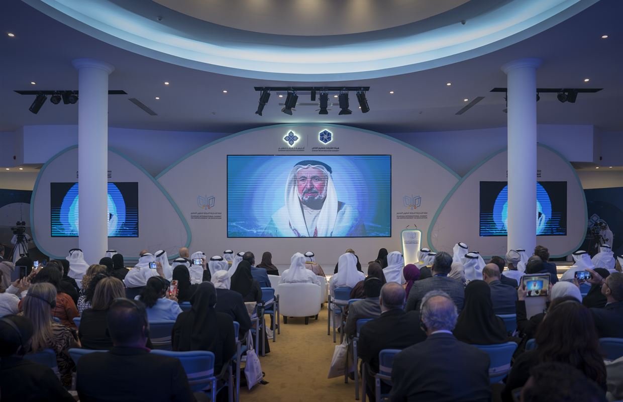 سلطان القاسمي يشهد افتتاح قمة الشارقة الدولية لتطوير التعليم في دورتها الرابعة