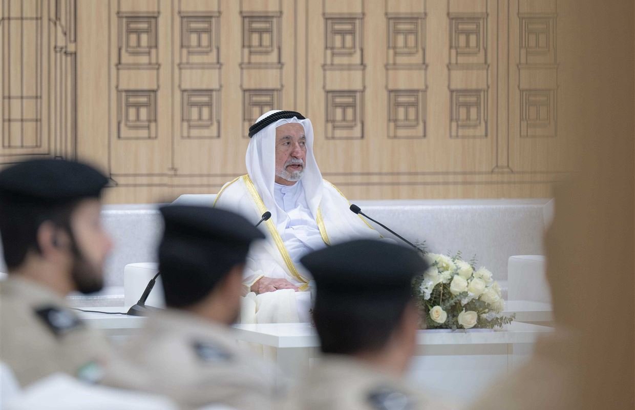 حاكم الشارقة يصدر قانوناً بشأن معاشات التقاعد ومكافآت نهاية الخدمة للعسكريين في الهيئات النظامية في إمارة الشارقة