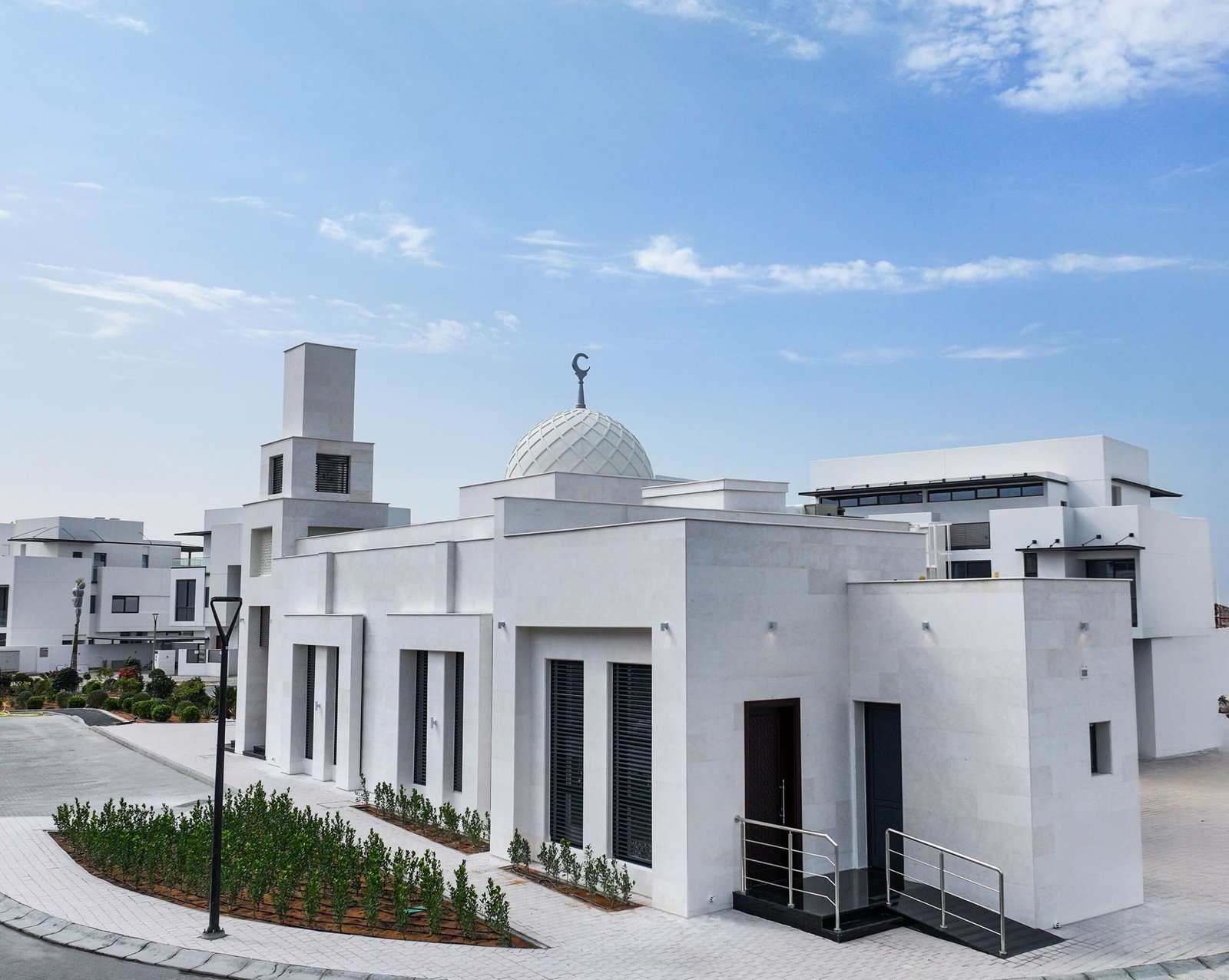 إسلامية الشارقة تفتتح مسجد الصحابي "سليم بن عمرو" بالحمرية