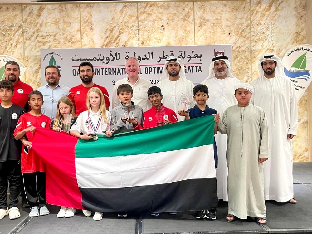 "الشراع الحديث" يحرز 5 ميداليات في بطولة قطر الدولية