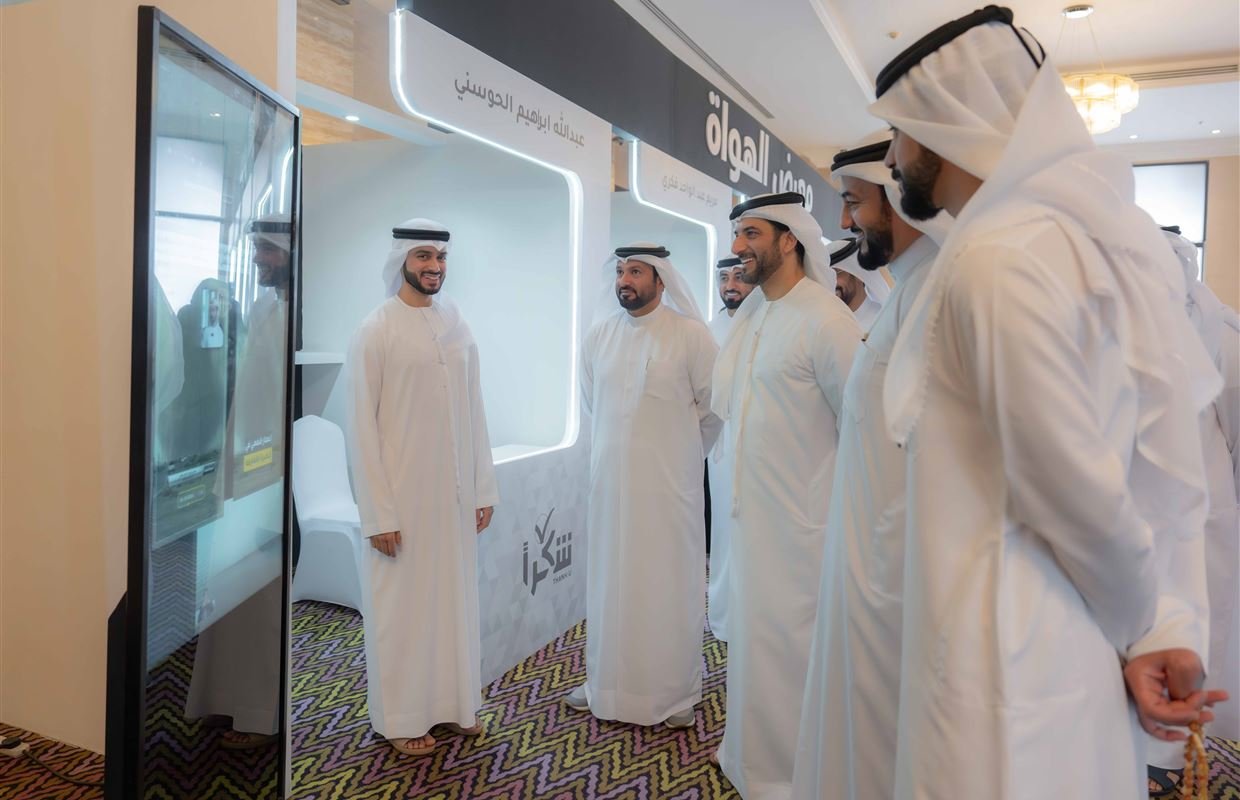 سلطان بن أحمد القاسمي يكرّم الفائزين بجائزة "شكراً" لموظفي "الشارقة للإذاعة والتلفزيون" 1 سلطان بن أحمد القاسمي يكرّم الفائزين بجائزة "شكراً" لموظفي "الشارقة للإذاعة والتلفزيون"