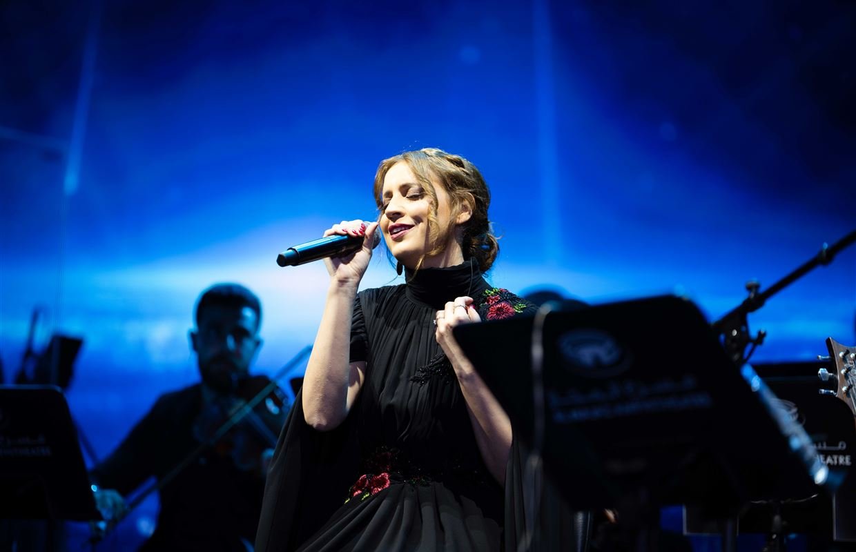 إياد الريماوي يشعل مسرح المجاز في ليلة موسيقية لا تُنسى