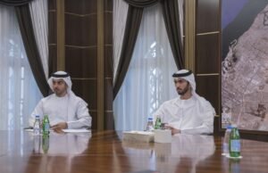 ولي عهد الشارقة يطلع على مستجدات مشروع التوسعة والخطط المستقبلية لمطار الشارقة الدولي