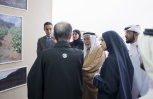 حاكم الشارقة يشهد حصاد الموسم الثالث لقمح "سبع سنابل" في مليحة