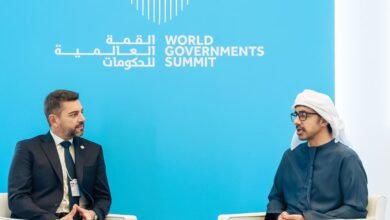 رئيس الدولة يتلقى رسالة خطية من رئيس الباراغواي تسلمها عبدالله بن زايد