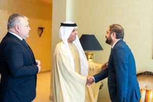 سعود بن صقر يستقبل وزير الاقتصاد في جمهورية أرمينيا