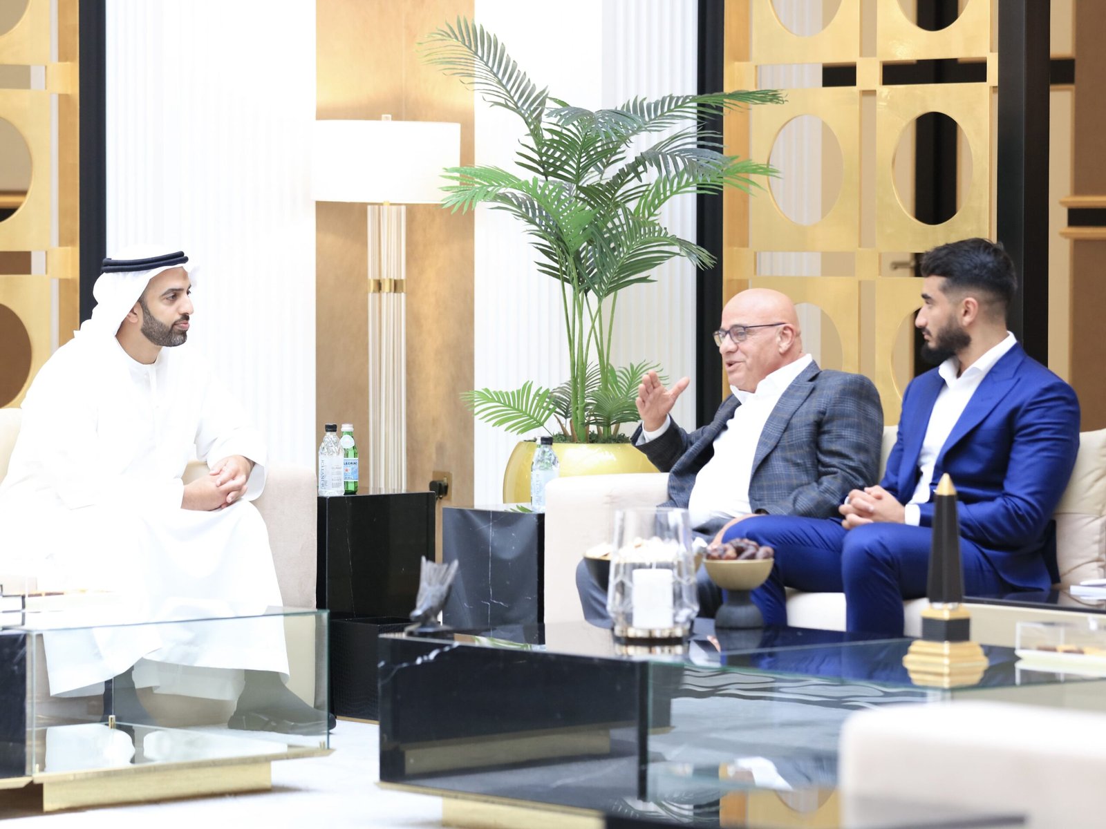 ولي عهد رأس الخيمة يستقبل رجل الأعمال أحمد بكيرات 1 ولي عهد رأس الخيمة يستقبل رجل الأعمال أحمد بكيرات