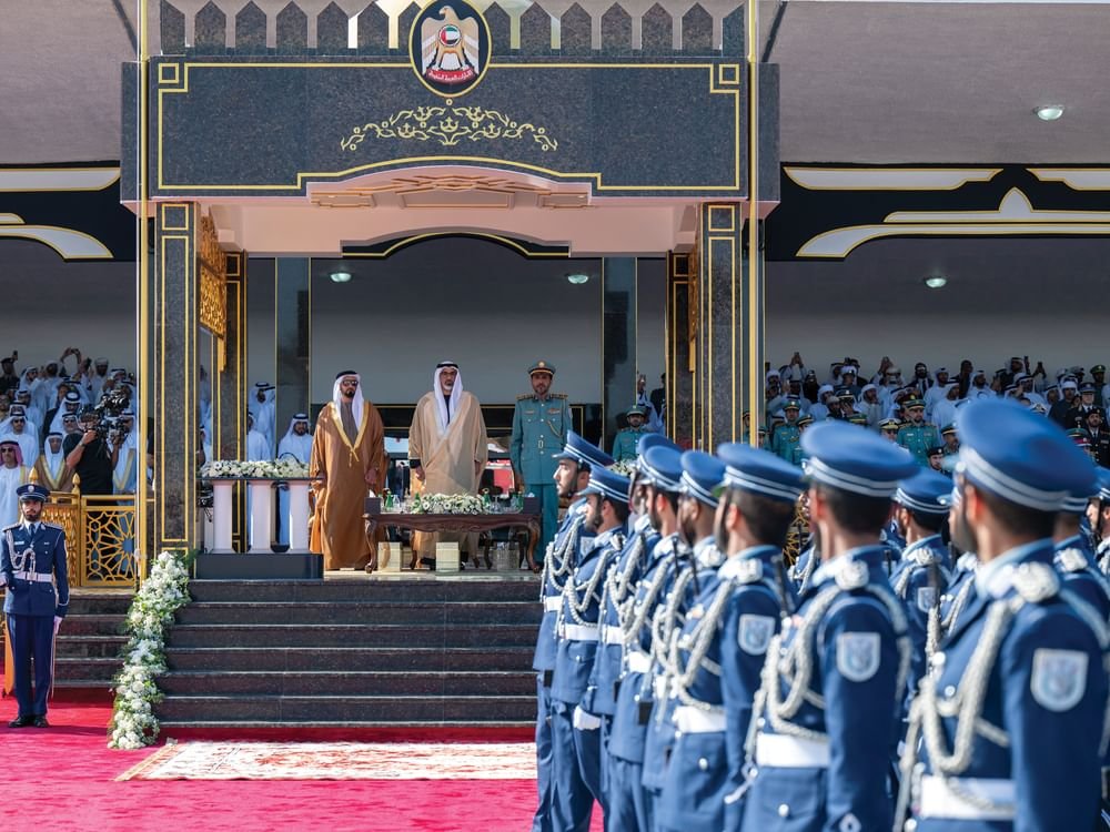 تحت رعاية رئيس الدولة.. خالد بن محمد بن زايد يشهد حفل تخريج كلية الشرطة