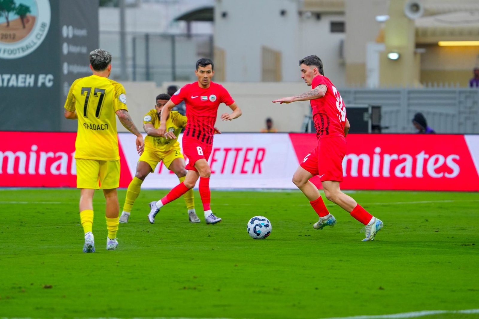 تعادل البطائح وكلباء في دوري أدنوك للمحترفين 1 تعادل البطائح وكلباء في دوري أدنوك للمحترفين