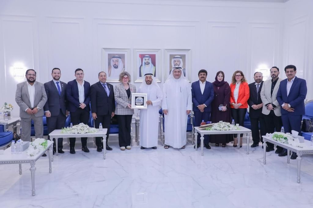 غرفة الشارقة تبحث تعزيز الشراكة مع القطاعين العام و الخاص غواتيمالا