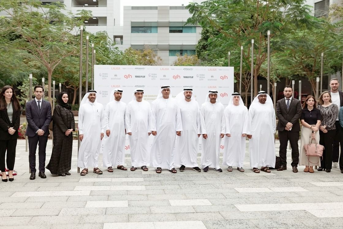 "الاقتصاد" تفتتح مختبر "إنستا بلوك" بمدينة دبي للإعلام 1 "الاقتصاد" تفتتح مختبر "إنستا بلوك" بمدينة دبي للإعلام