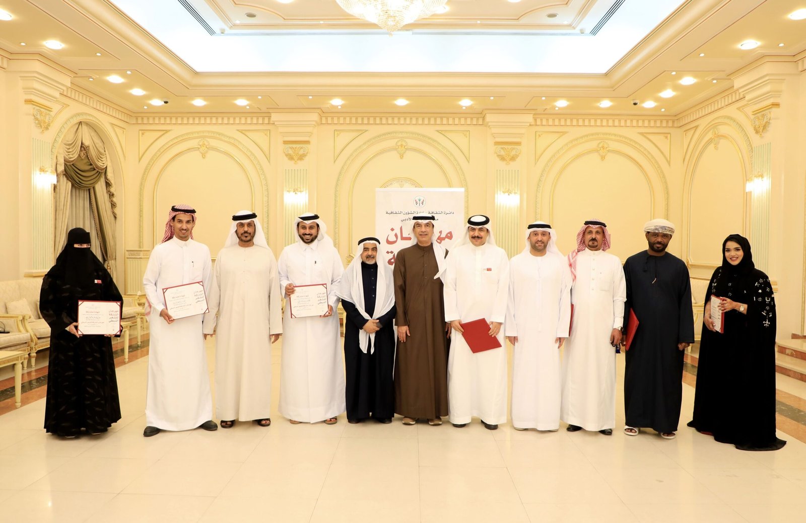 أصوات عربية مبدعة بمهرجان الشارقة للشعر النبطي 1 أصوات عربية مبدعة بمهرجان الشارقة للشعر النبطي