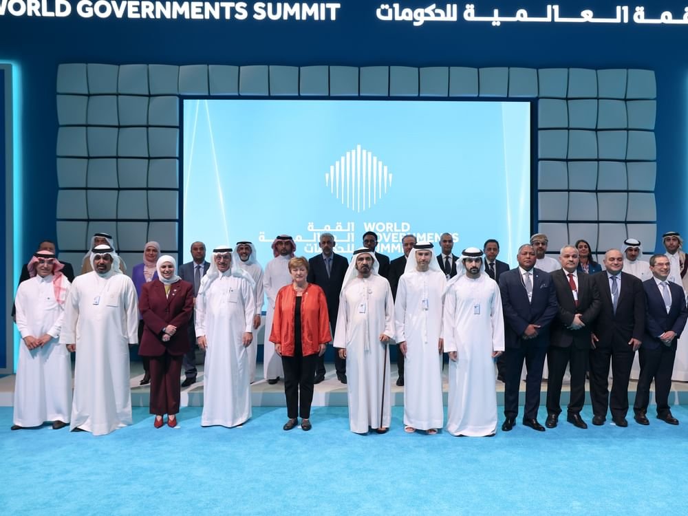 محمد بن راشد يلتقي وزراء المالية العرب المشاركين في منتدى المالية العامة للدول العربية