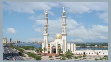 "إسلامية الشارقة " توفر ترجمة فورية لخطبة الجمعة بـ40 لغة لأول مرة في الدولة