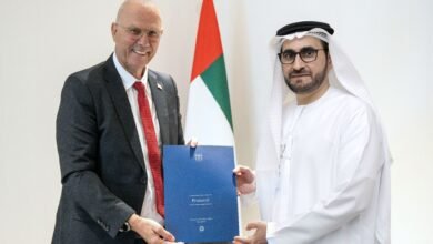 وزارة الخارجية تتسلم نسخة من أوراق اعتماد سفير دولة إسرائيل الجديد