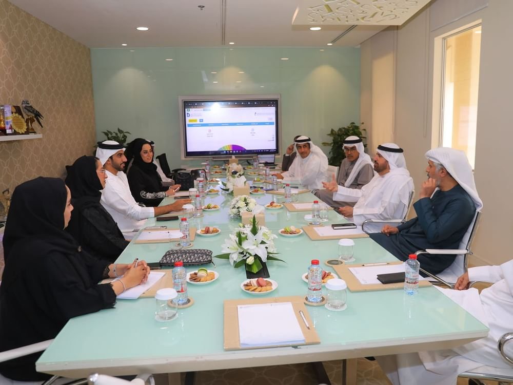 وزارة الثقافة تطلع على مشاريع مؤسسة محمد بن راشد آل مكتوم للمعرفة