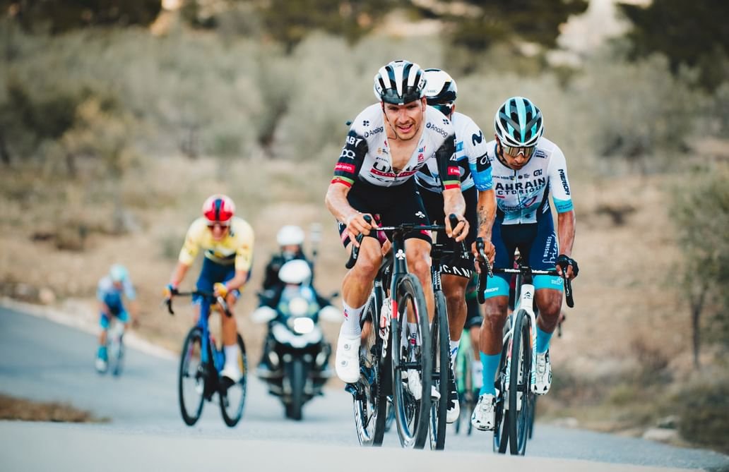 "الإمارات للدراجات" ثالثا في المرحلة الثانية لسباق "فولتا" بإسبانيا