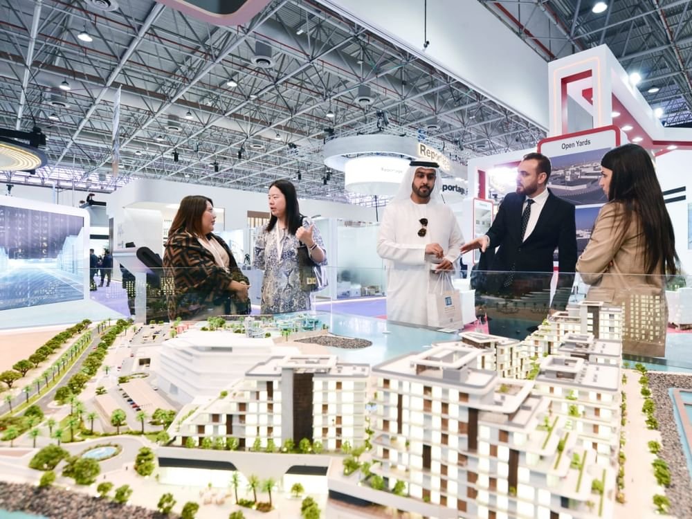 “إيكرس 2025” يرسخ مكانته بصفقات قياسية تجاوزت 4.3 مليار درهم