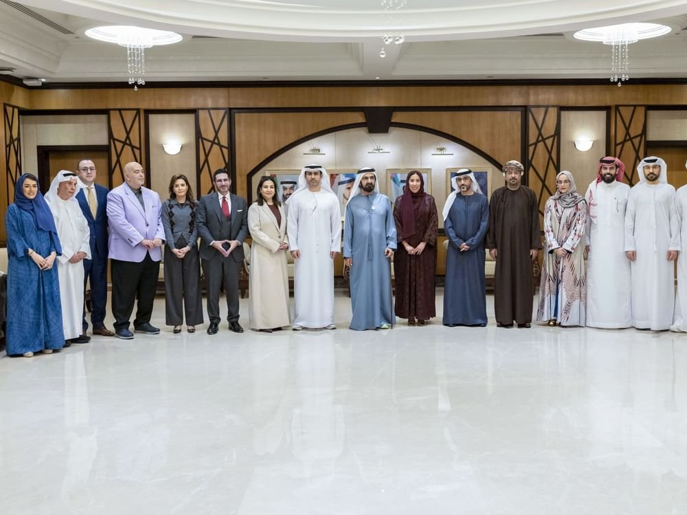 محمد بن راشد يلتقي أعضاء مجلس إدارة جائزة الإعلام العربي