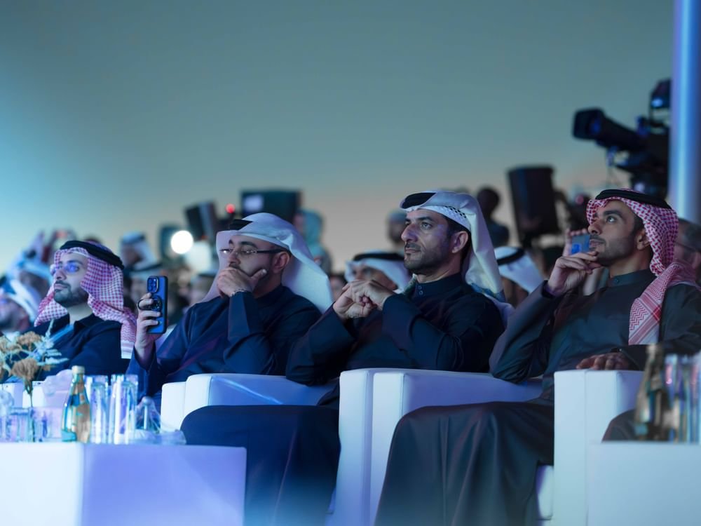 سلطان بن أحمد القاسمي يشهد انطلاق مهرجان أضواء الشارقة في نسخته الـ14