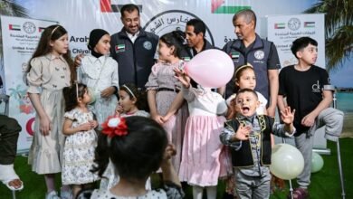 ضمن عملية الفارس الشهم 3 .. المستشفى الإماراتي العائم في العريش يوزع هدايا وكسوة العيد على المرضى والأطفال