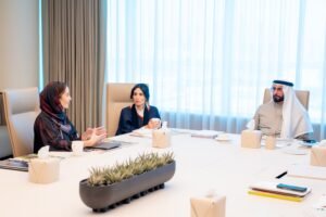 مجلس إدارة جمعية الإمارات للطبيعة يعقد اجتماعه السنوي، في عام المجتمع احتفالًا بـ 25 عامًا من جهود الحفاظ على البيئة