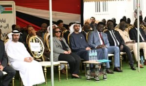 الإمارات وجنوب السودان تنظمان "زيارة إنسانية" إلى مخيم غوروم للاجئين في جوبا بمشاركة وفود دولية 2 الإمارات وجنوب السودان تنظمان "زيارة إنسانية" إلى مخيم غوروم للاجئين في جوبا بمشاركة وفود دولية