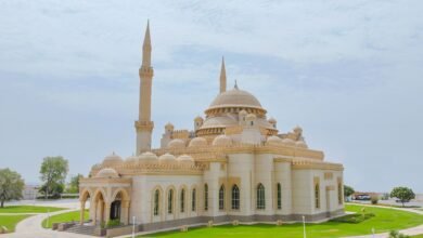 642 مصلى وجامعاً لصلاة عيد الفطر في الشارقة