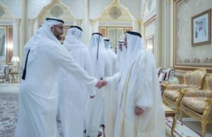 حاكم الشارقة يستقبل المهنئين بعيد الفطر المبارك