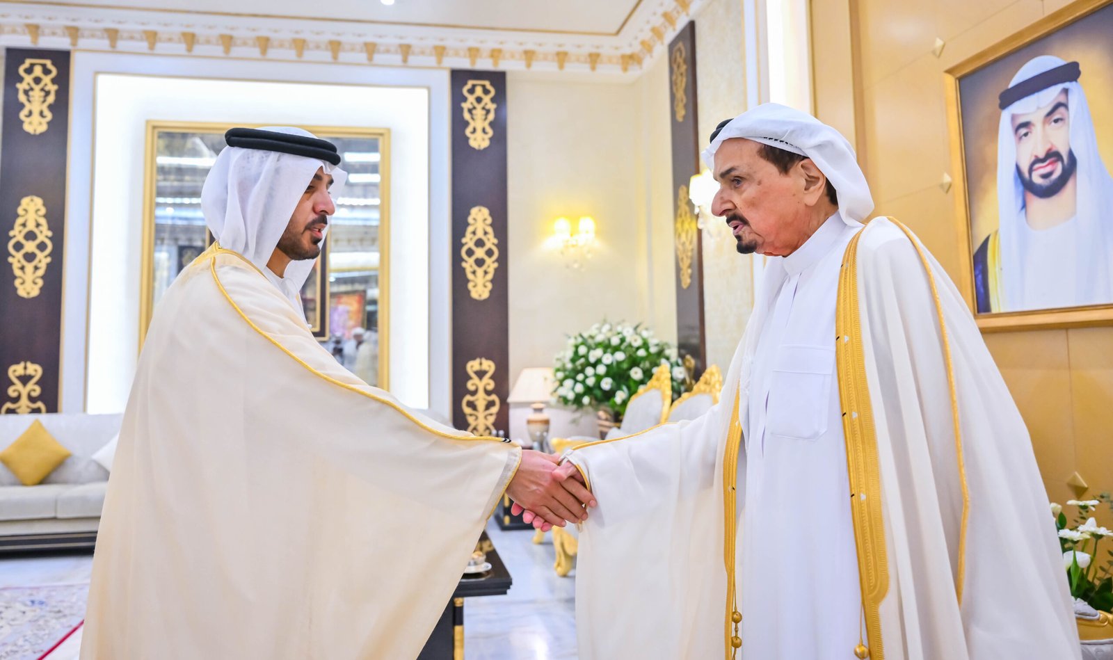 حاكم عجمان وولي عهده يستقبلان المهنئين بعيد الفطر المبارك