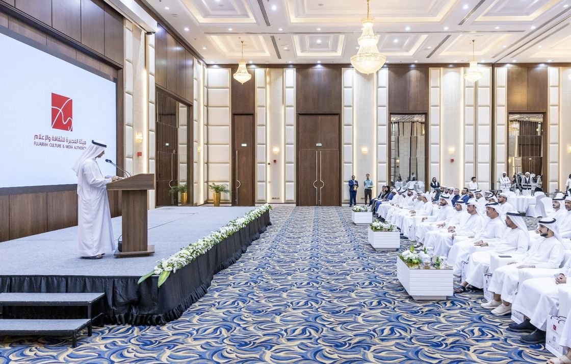 عبدالله الشرقي يكرم الشركاء والداعمين لهيئة الفجيرة للثقافة والإعلام