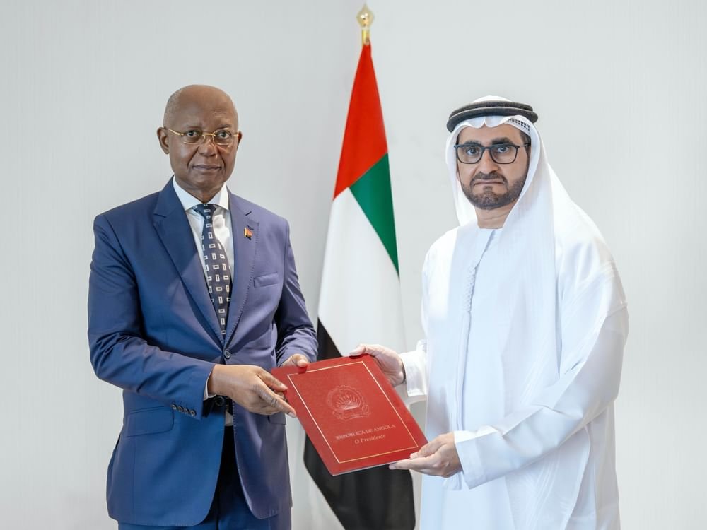 رئيس الدولة يتلقى رسالة خطية من رئيس أنغولا تتصل بالعلاقات الثنائية بين البلدين