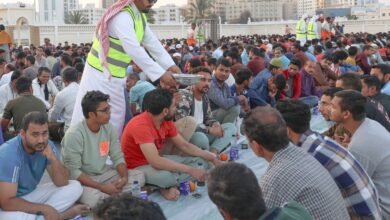 "الشارقة الخيرية" تبدأ توزيع 33 ألف وجبة إفطار صائم يومياً داخل الدولة