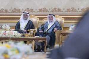 حاكم الشارقة يتقبل التهاني بعيد الفطر السعيد في قصر البديع العامر