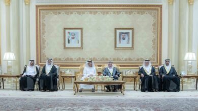 حاكم الشارقة يستقبل المهنئين بعيد الفطر السعيد في قصر البديع