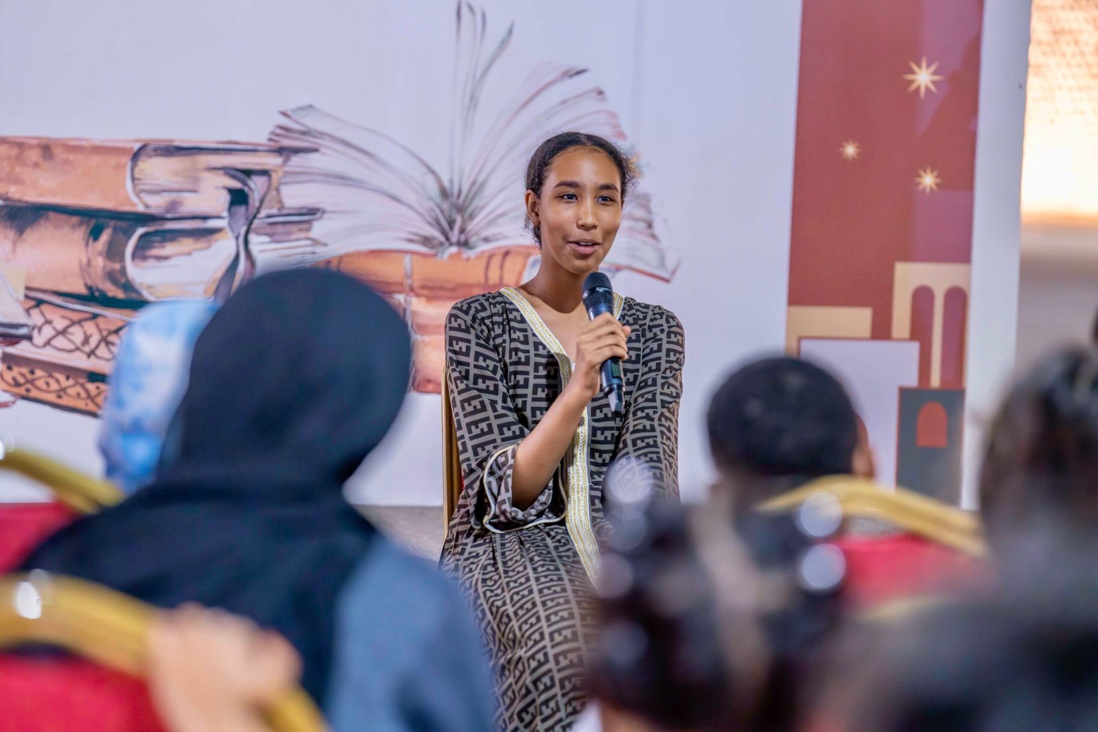 "الليالي التراثية" تستقطب أكثر من 52 ألف زائر في قلب الشارقة