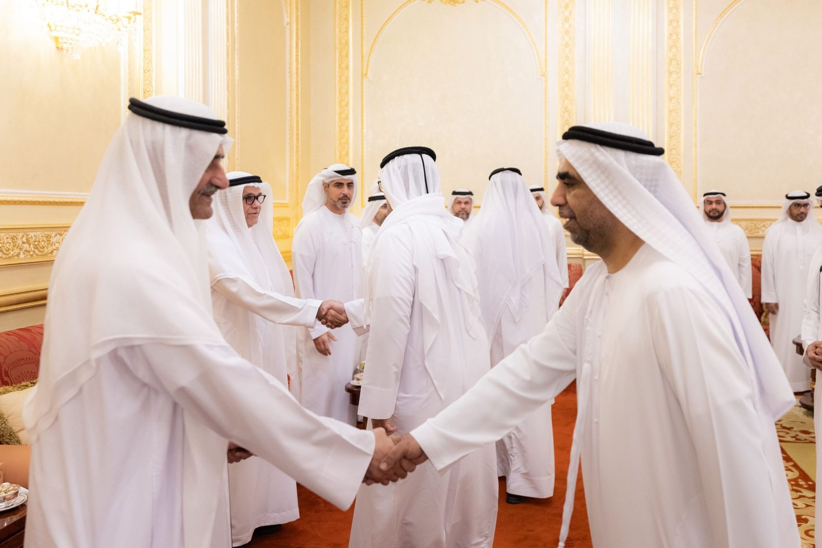 حمد الشرقي يواصل استقبال المهنئين بشهر رمضان 1 حمد الشرقي يواصل استقبال المهنئين بشهر رمضان