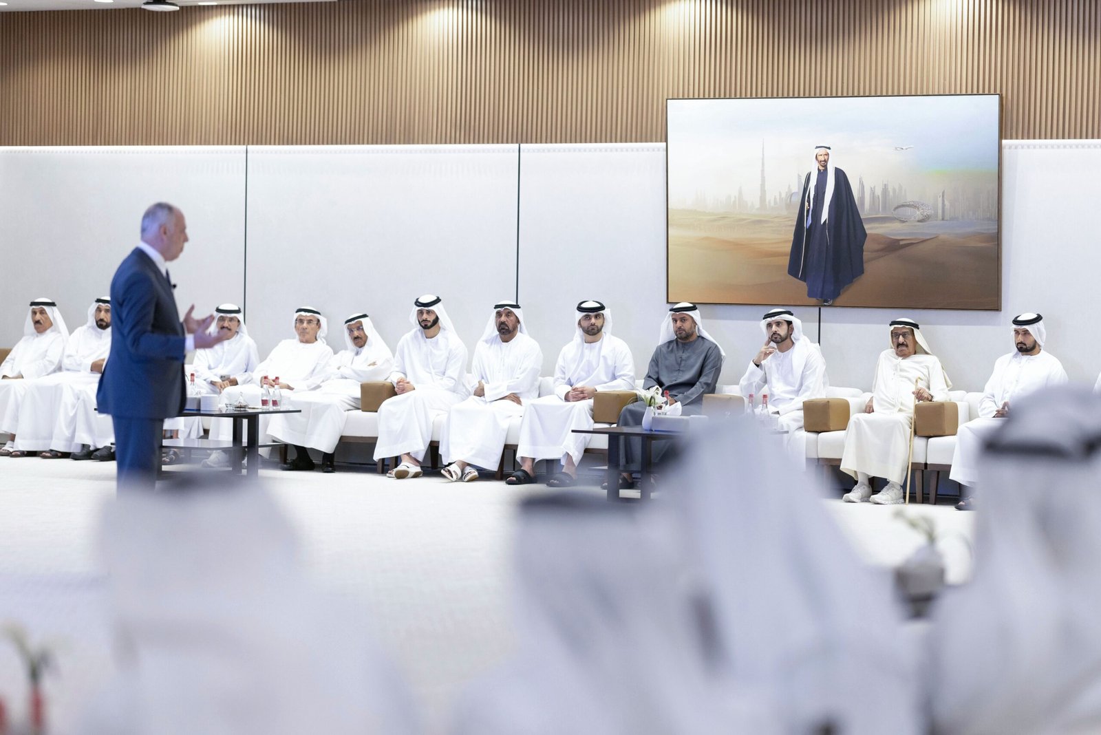 حمدان بن محمد يستقبل المهنئين بشهر رمضان المبارك 1 حمدان بن محمد يستقبل المهنئين بشهر رمضان المبارك