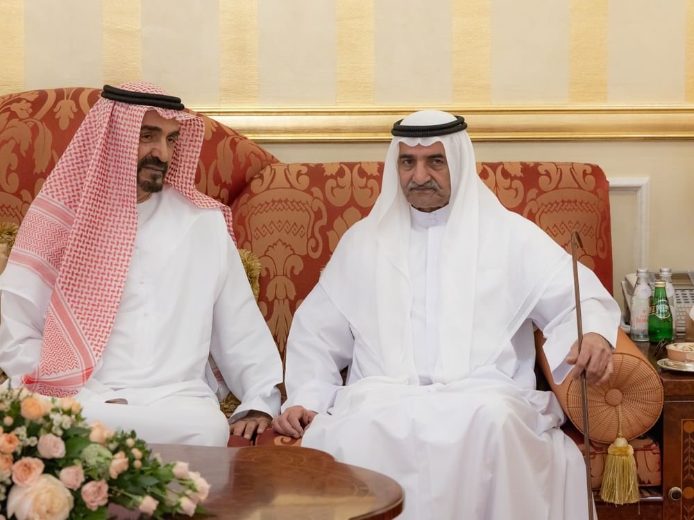 حمد الشرقي يواصل استقبال المهنئين بعيد الفطر بحضور ولي عهد الفجيرة