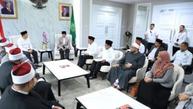 وزير إندونيسي يثمن جهود "حكماء المسلمين" في نشر قيم التسامح والتعايش