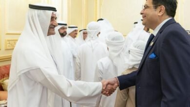 حمد الشرقي يستقبل عبدالله آل ثاني ووزير الموارد البشرية والتوطين بحضور ولي عهد الفجيرة