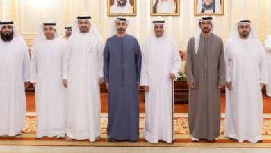 حمد الشرقي يستقبل المهنئين بشهر رمضان بحضور ولي عهد الفجيرة