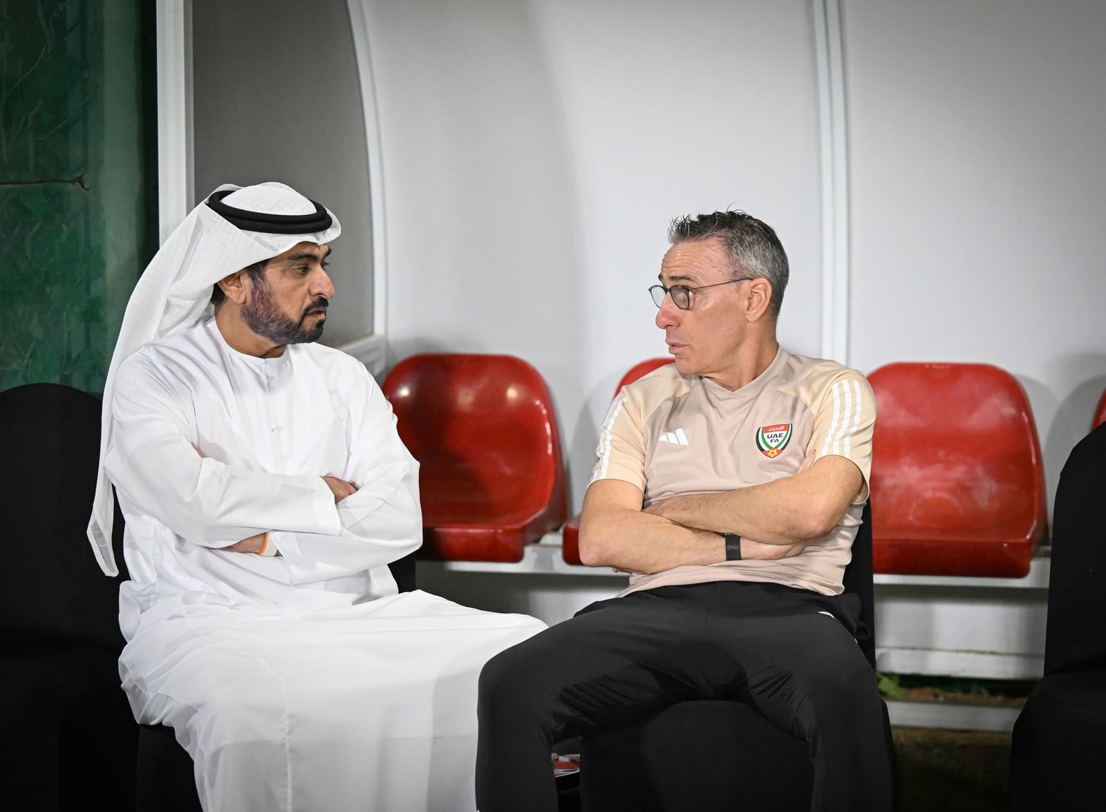 منتخبنا الوطني يؤدي تدريبه الأخير في جبل علي قبل السفر إلى طهران