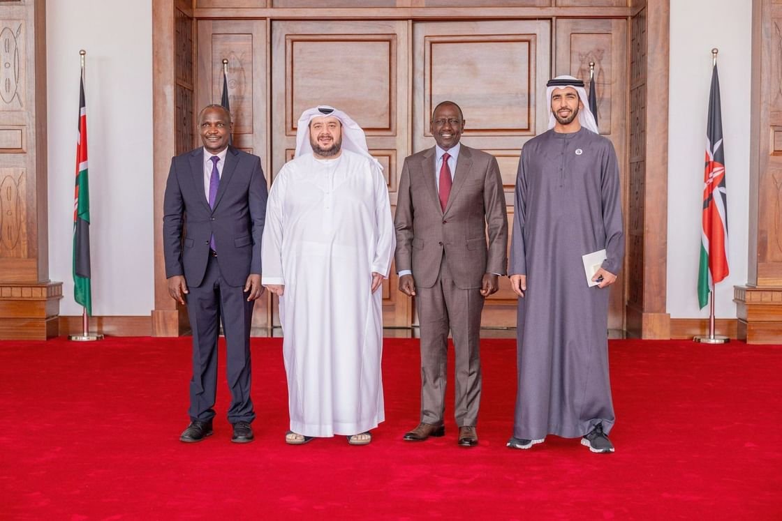 شخبوط بن نهيان ومحمد السويدي يبحثان مع رئيس كينيا سبل تعزيز التعاون المشترك 1 شخبوط بن نهيان ومحمد السويدي يبحثان مع رئيس كينيا سبل تعزيز التعاون المشترك