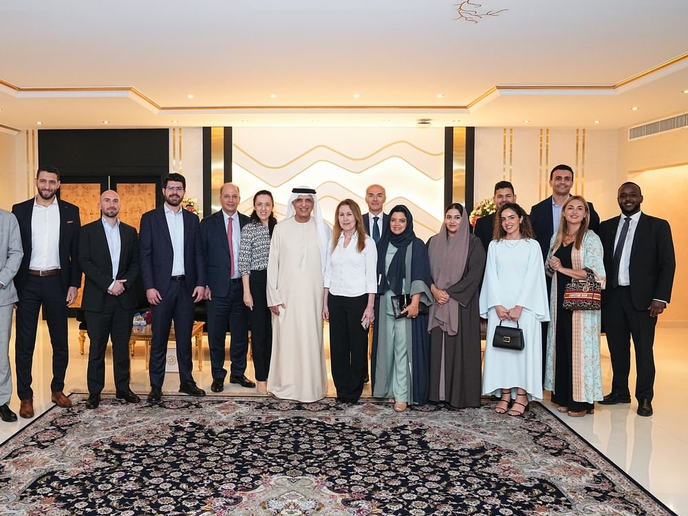 سعود بن صقر يستقبل عدداً من القناصل لدى الدولة على مأدبة الإفطار 1 سعود بن صقر يستقبل عدداً من القناصل لدى الدولة على مأدبة الإفطار