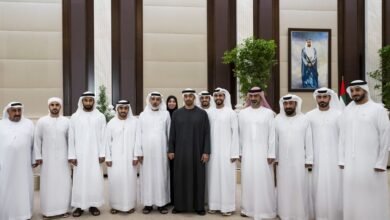 رئيس الدولة يستقبل عدداً من العسكريين الإماراتيين الفائزين بمسابقة القرآن الكريم التي أقيمت في السعودية.