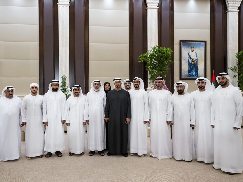 رئيس الدولة يستقبل عدداً من العسكريين الإماراتيين الفائزين بمسابقة القرآن الكريم التي أقيمت في السعودية. 1 رئيس الدولة يستقبل عدداً من العسكريين الإماراتيين الفائزين بمسابقة القرآن الكريم التي أقيمت في السعودية.